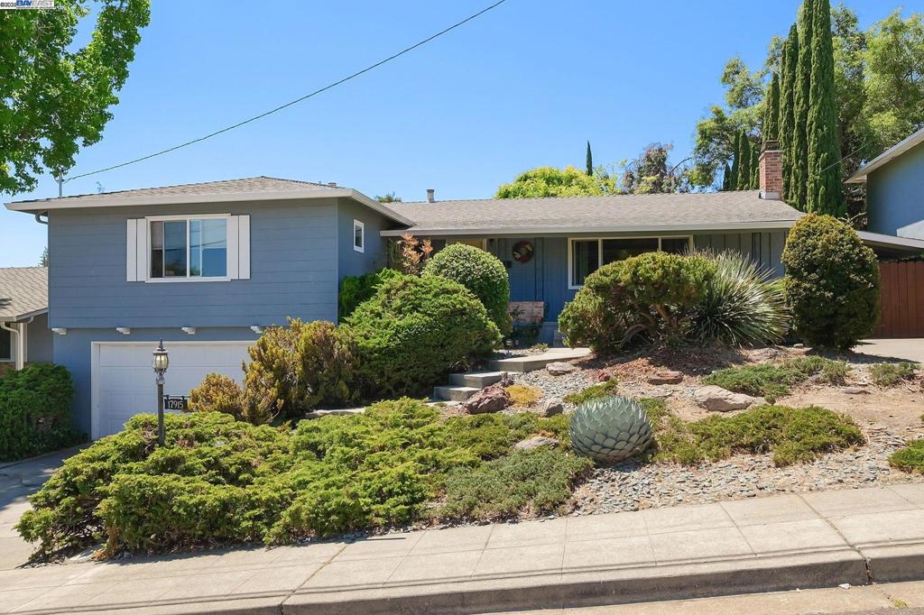 17915 Lamson Rd. Property Photo 1