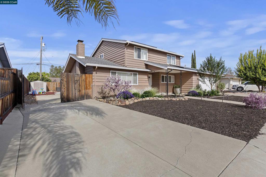 5179 Paul Scarlet Dr Property Photo 3