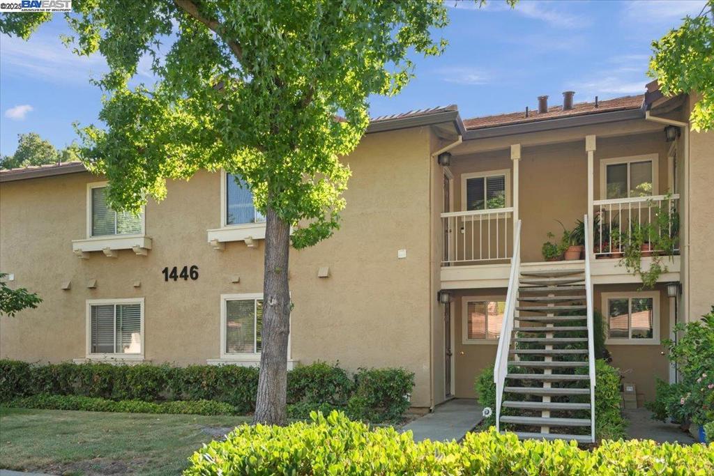 1446 Chateau Cmn Property Photo 1