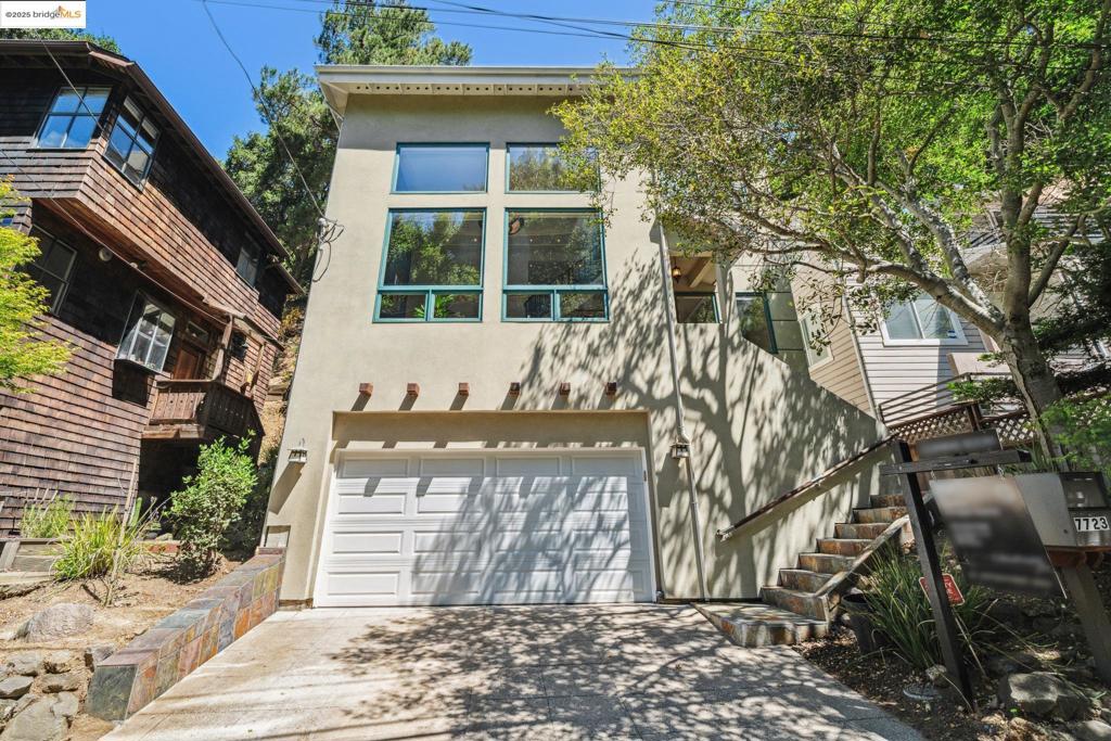 7723 Claremont Ave Property Photo 1