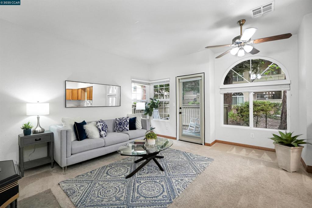 1407 Forest Run Property Photo 10