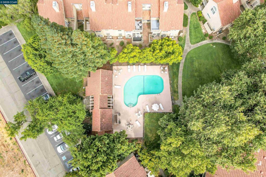 1407 Forest Run Property Photo 37