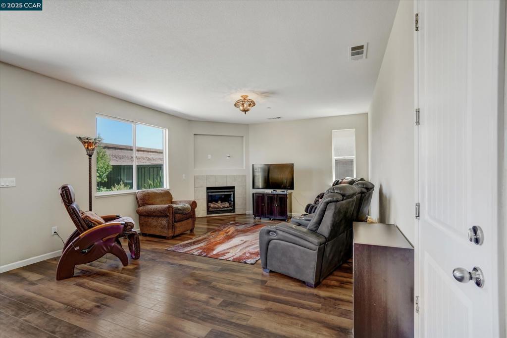1808 Palacio Dr Property Photo 8