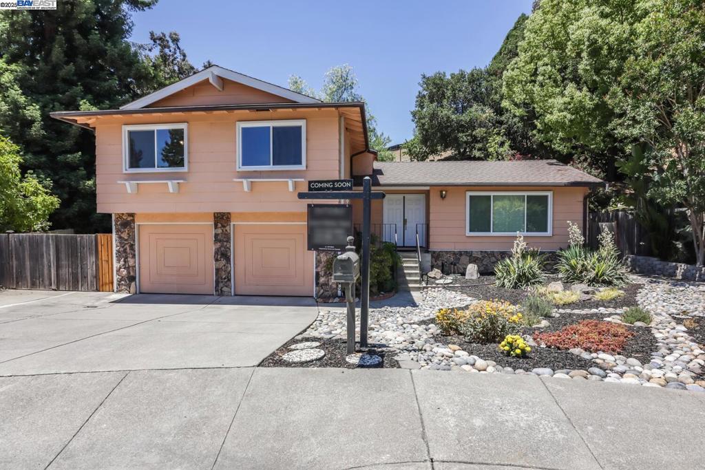 5778 Mountain Ct Property Photo 1