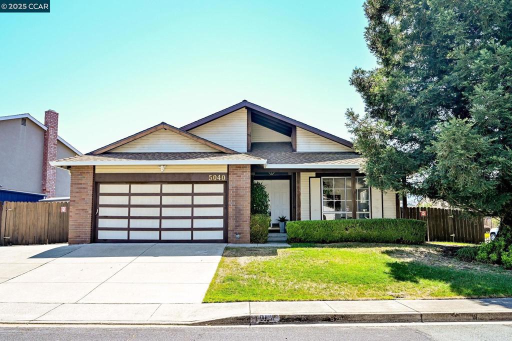 5040 Murchio Dr Property Photo 1