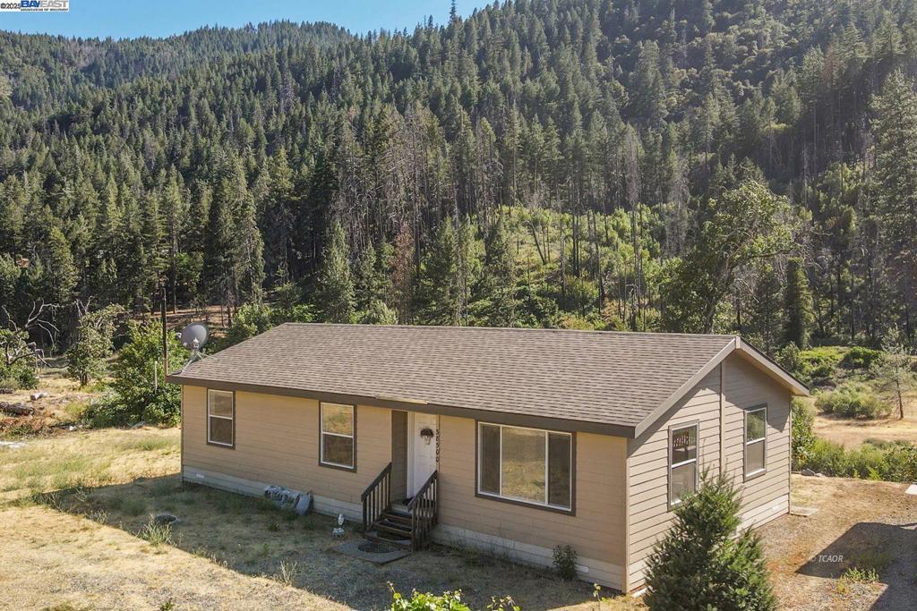 38500 State Highway 299 Property Photo 1