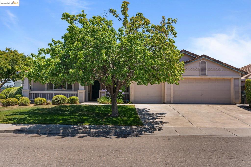 5200 Mohican Way Property Photo 1