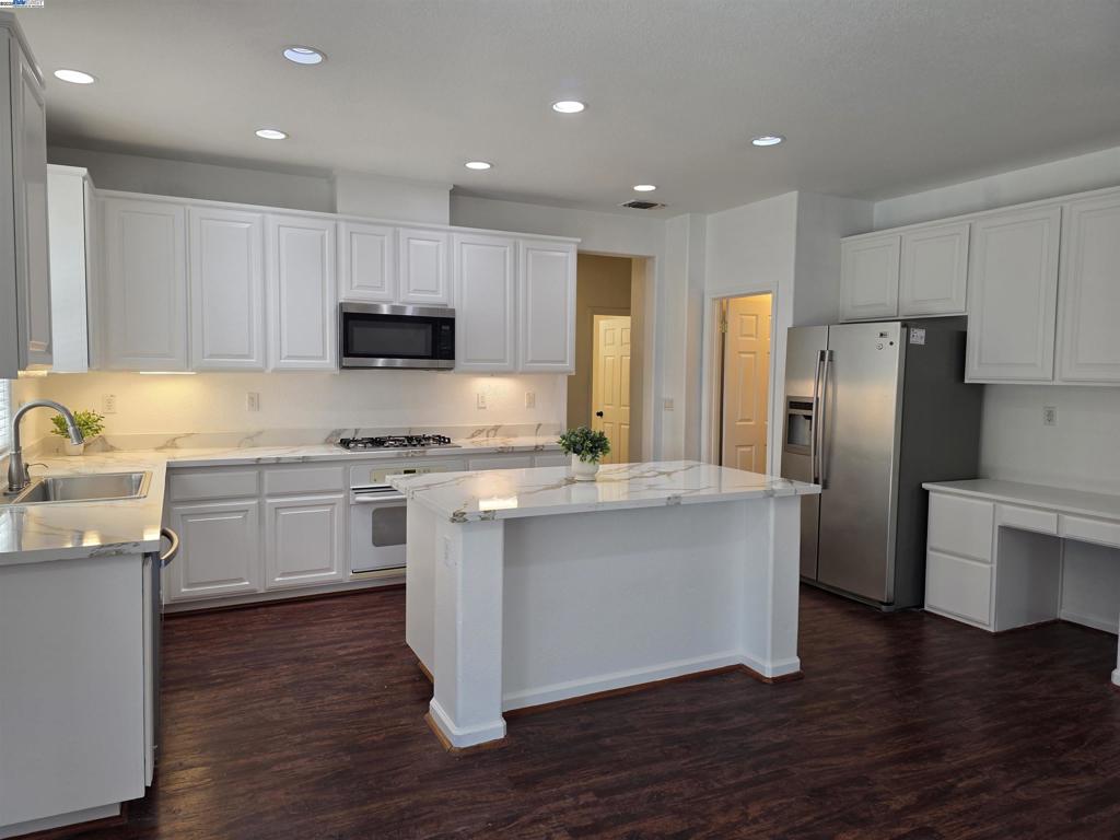 1906 Wilson Ct