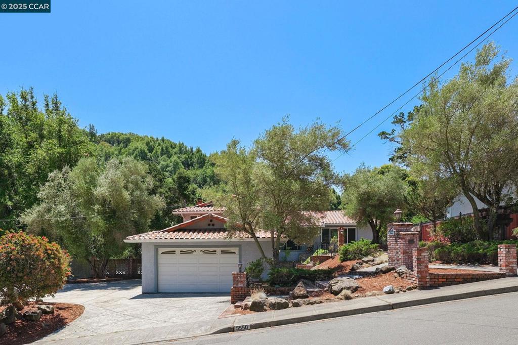 5550 Cold Water Drive Property Photo 1