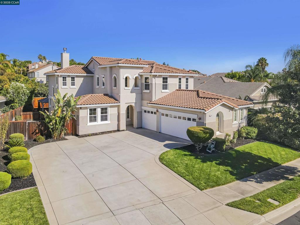 2710 Presidio Property Photo 1