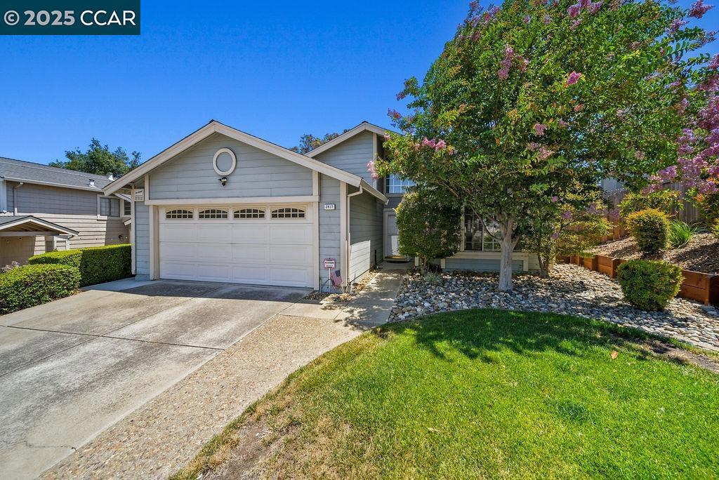 2817 Mayflower Dr Property Photo 1