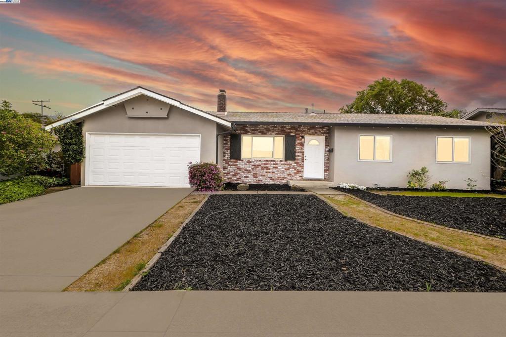 7570 Carlow Way Property Photo 1