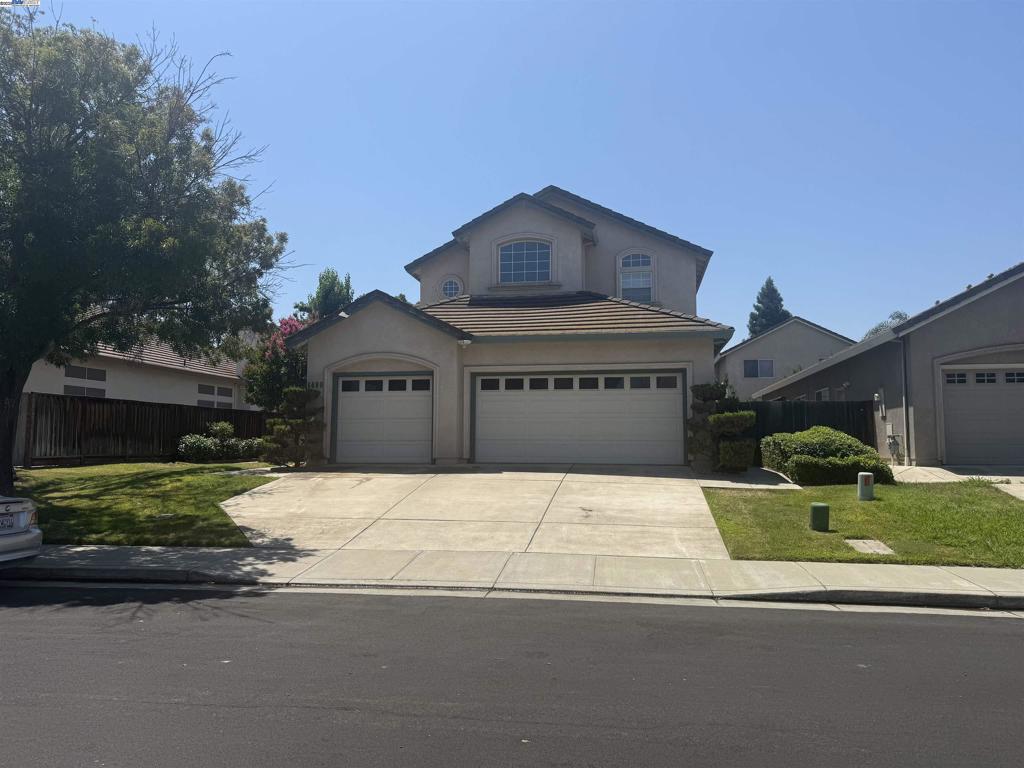 1480 Claremont Dr Property Photo 1