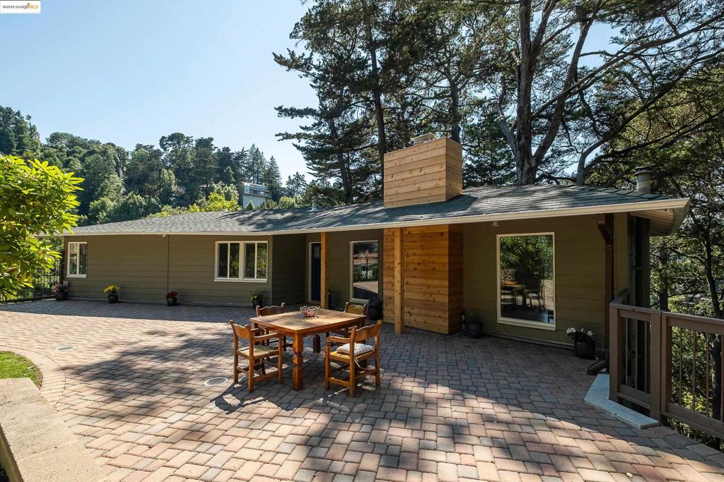6537 Aitken Dr Property Photo 1