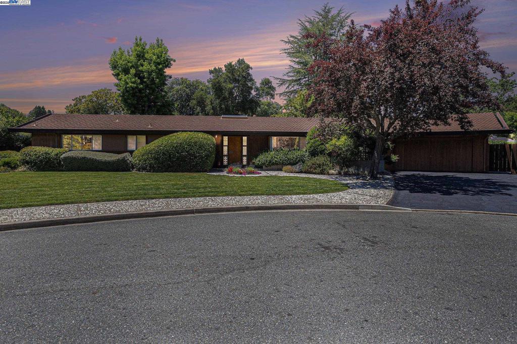 1407 Black Hawk Ct Property Photo 1