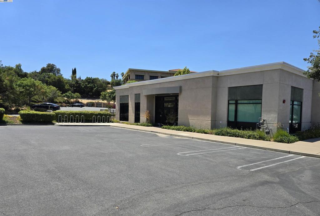 3436 Hillcrest Ave Property Photo 1