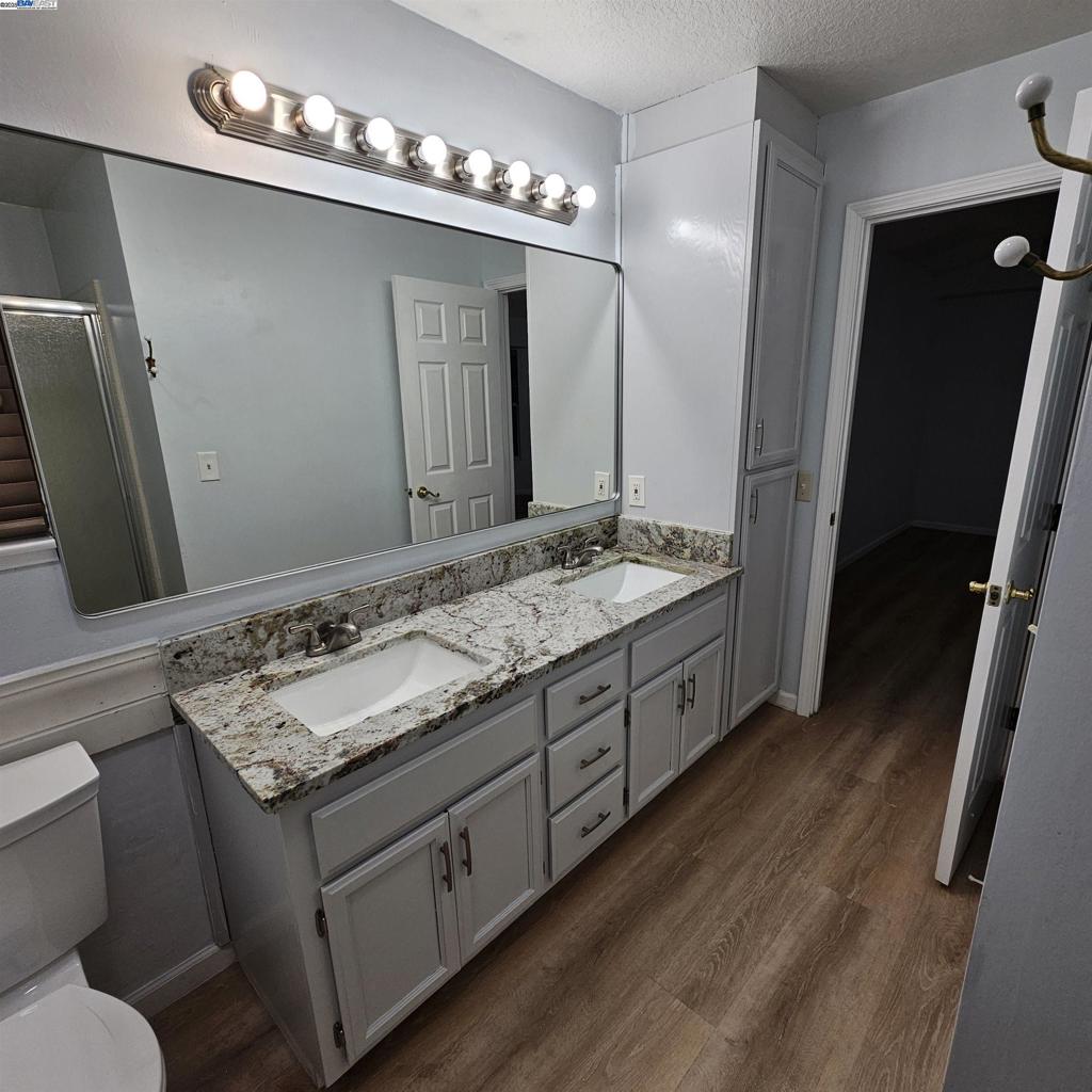 2525 Travao Ln Property Photo 11