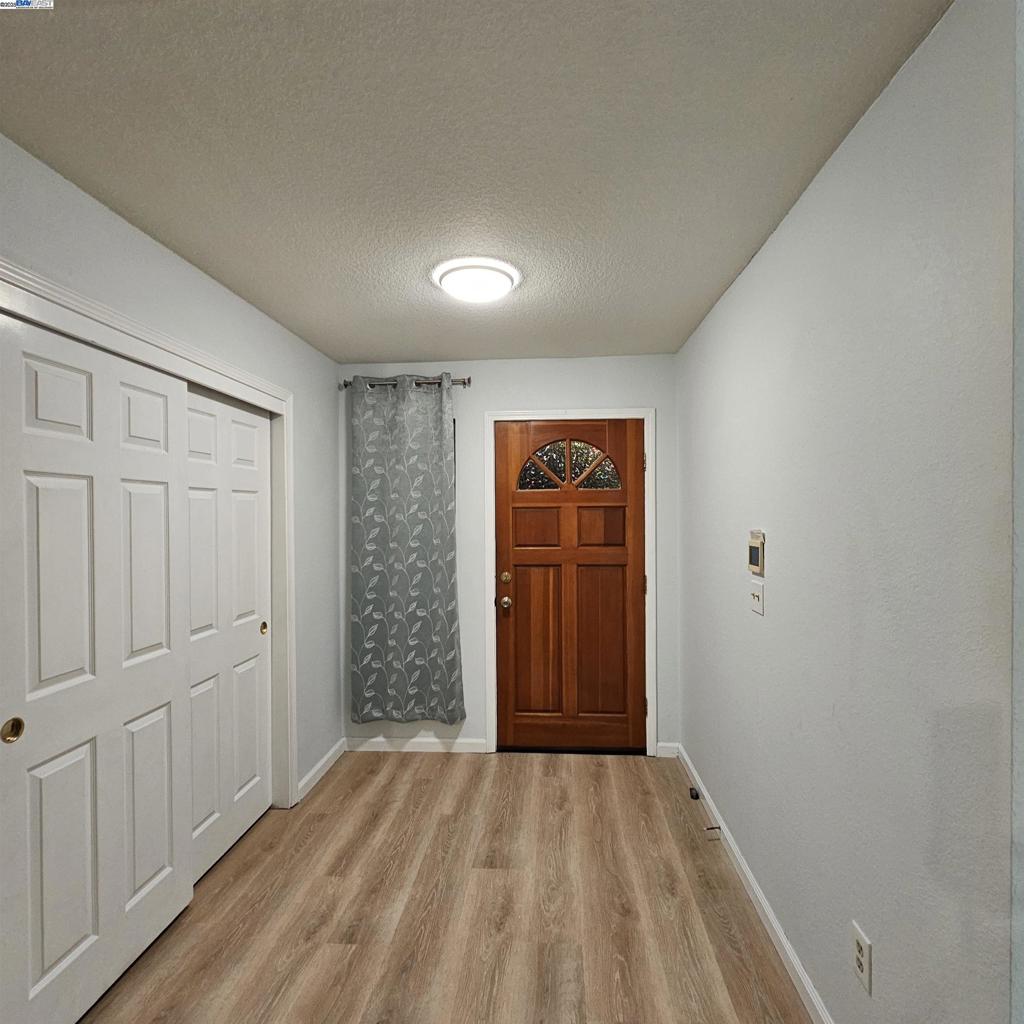 2525 Travao Ln Property Photo 15