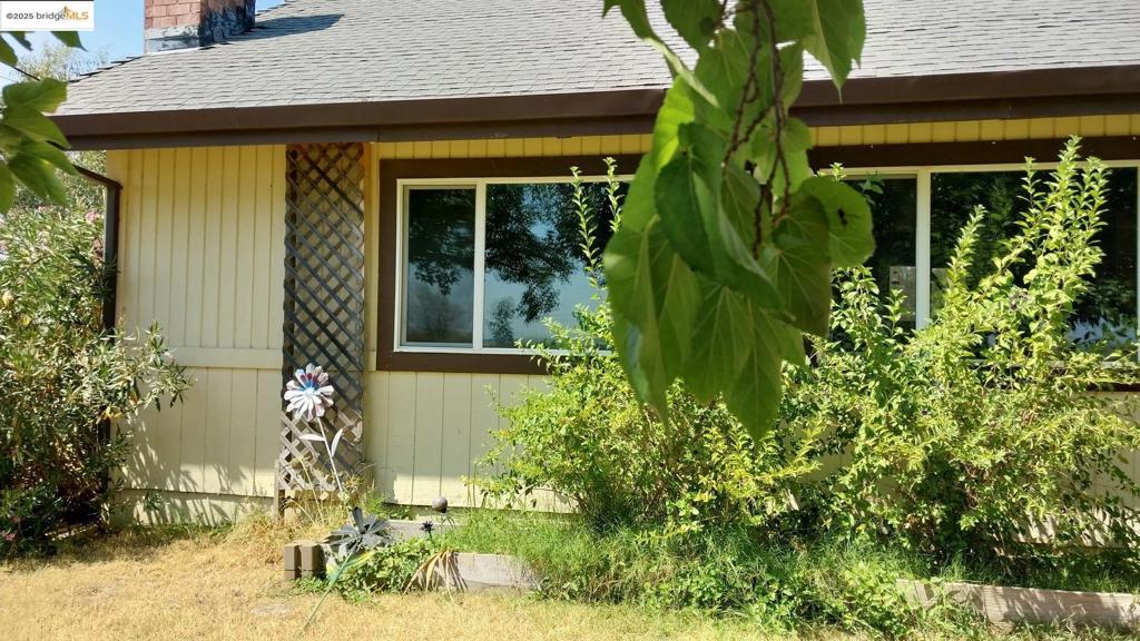 1408 Riosa Rd Property Photo 6