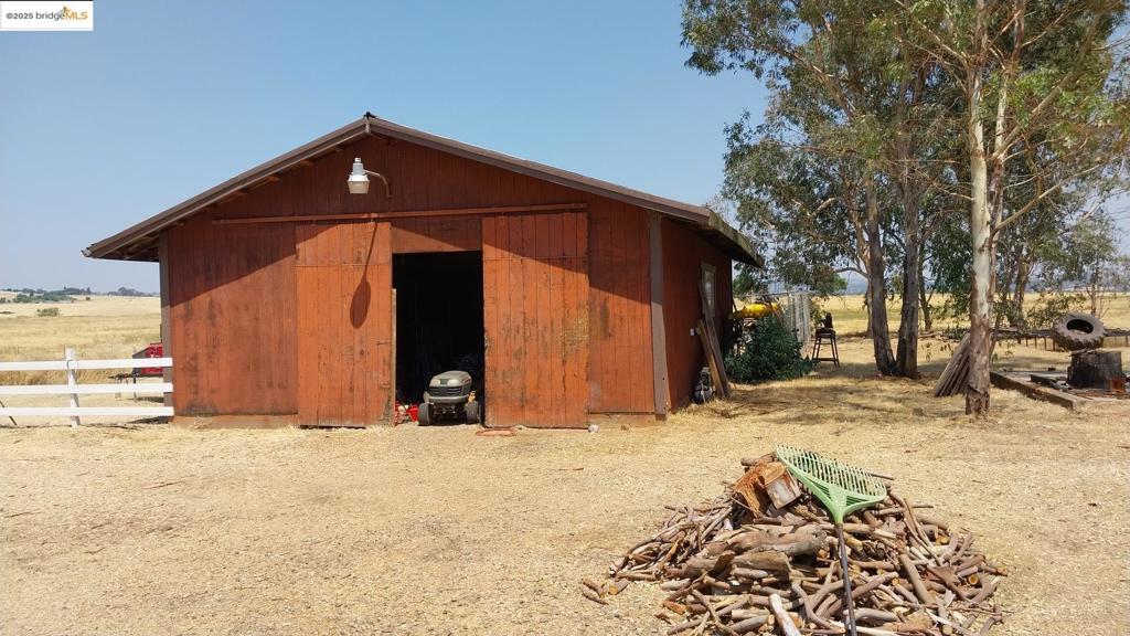 1408 Riosa Rd Property Photo 44