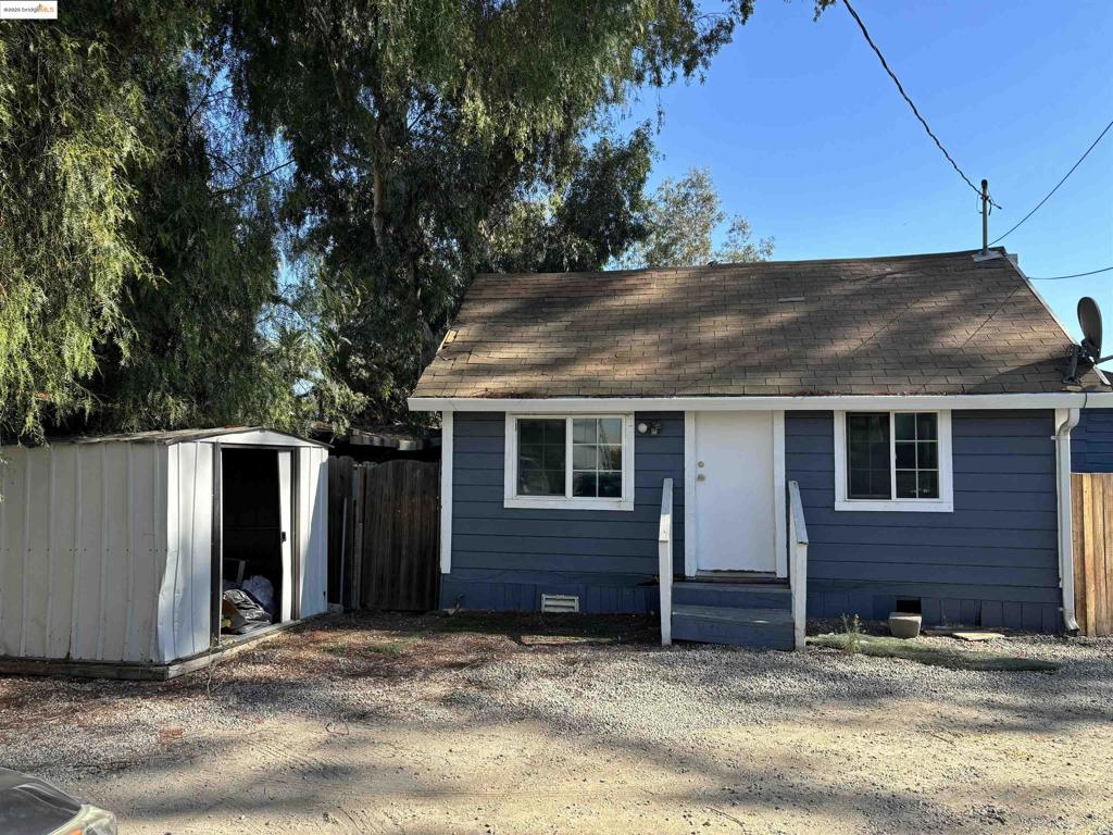 15089 Byron Hwy Property Photo 1