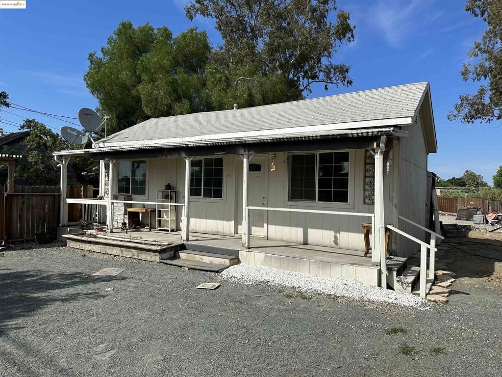 15089 BYRON HIGHWAY #A
