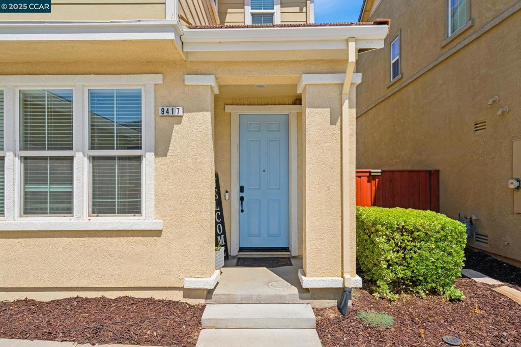 9417 Vintner Cir Property Photo 3
