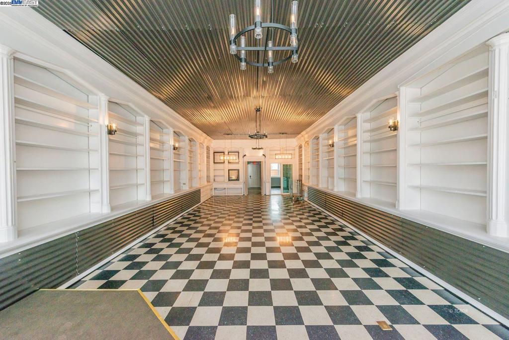 515 Main St. Property Photo 7