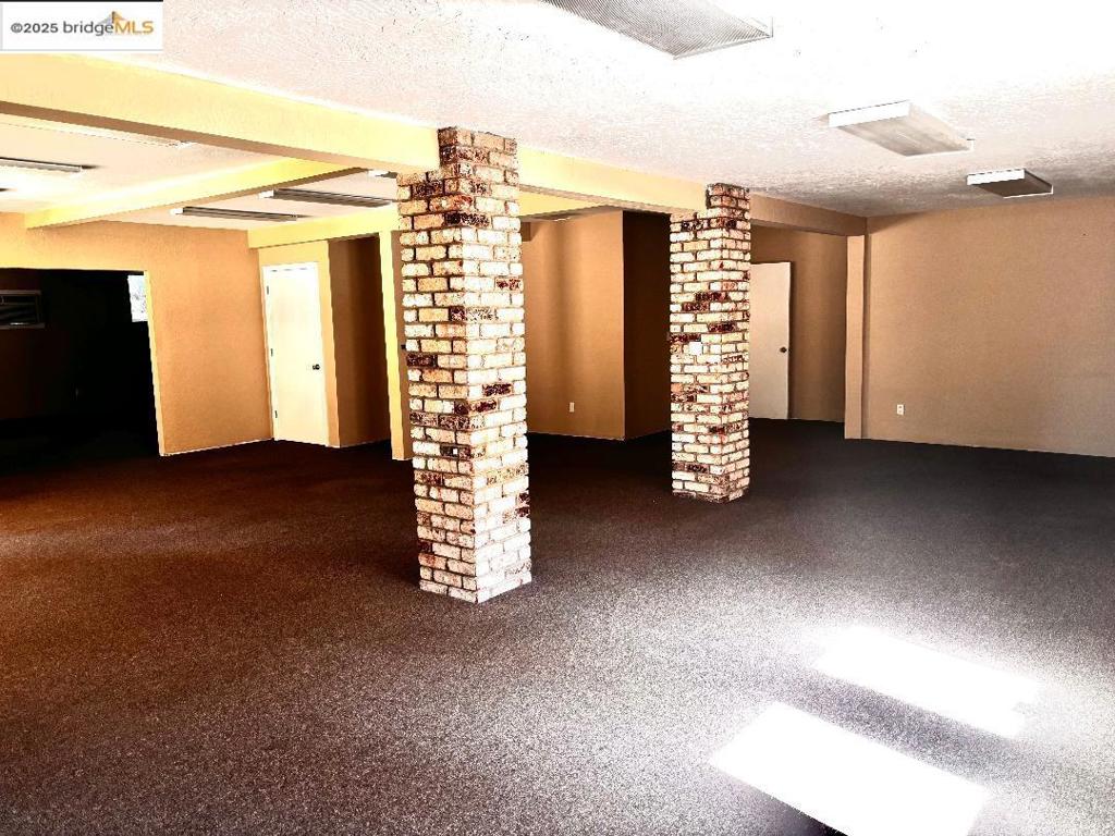 18760 Cedar Drive Property Photo 3