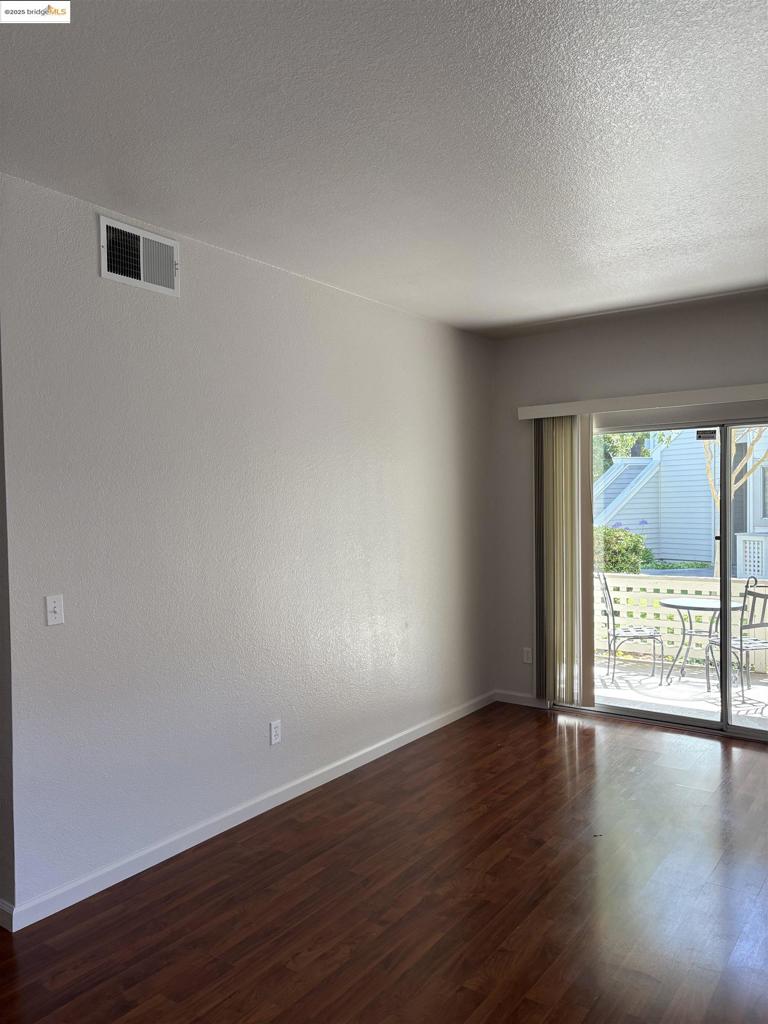 256 Napoli Court Property Photo 10