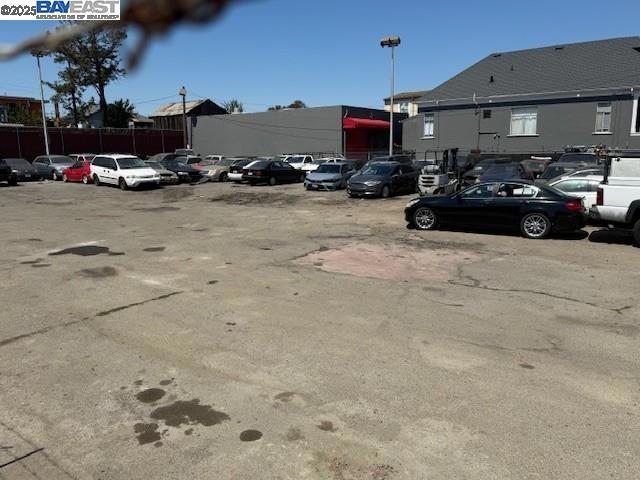 1825 Park St Property Photo 6