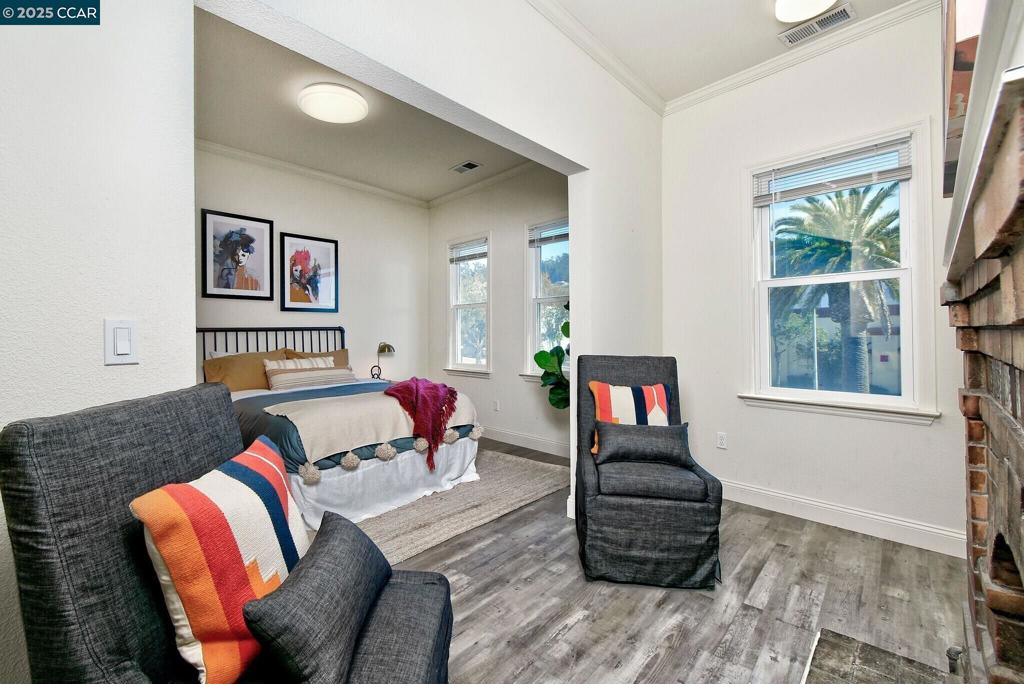 6842 Mission Property Photo 1