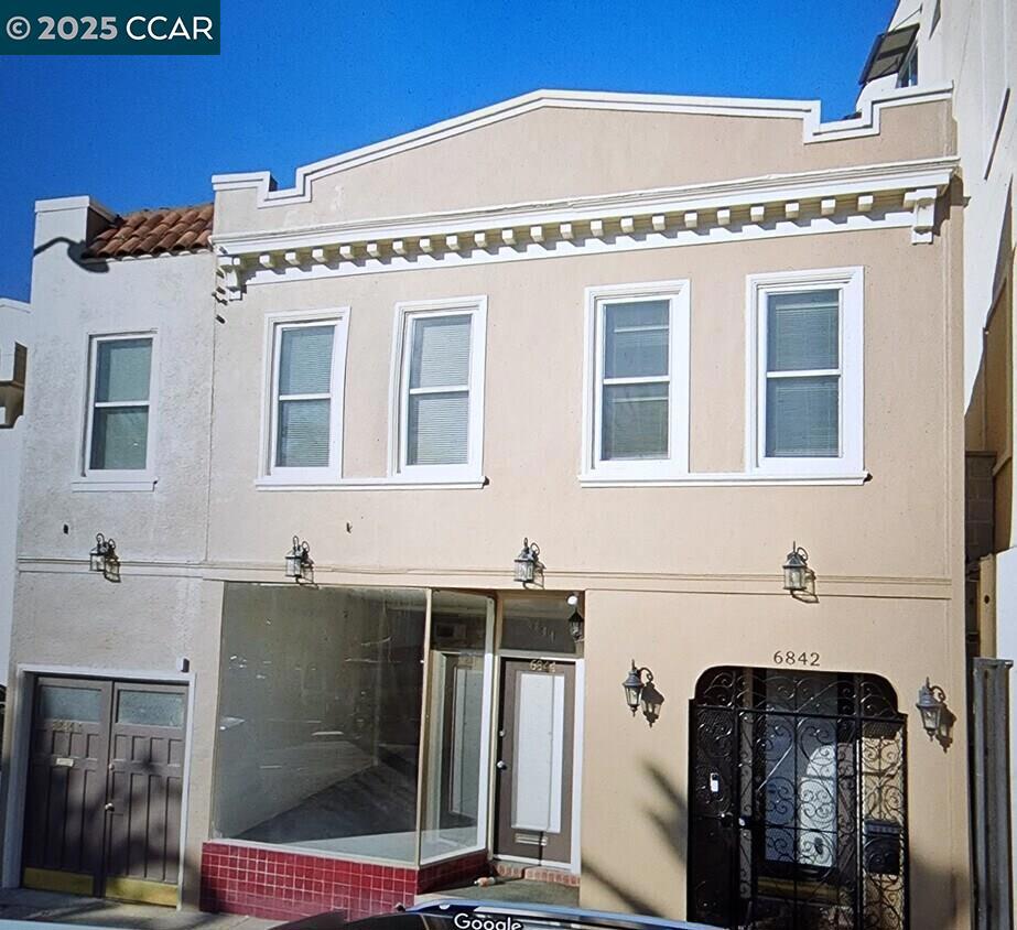 6842 Mission Property Photo 3