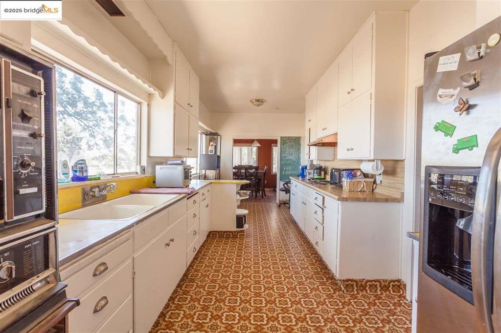 3041 Walnut Blvd Property Photo 13