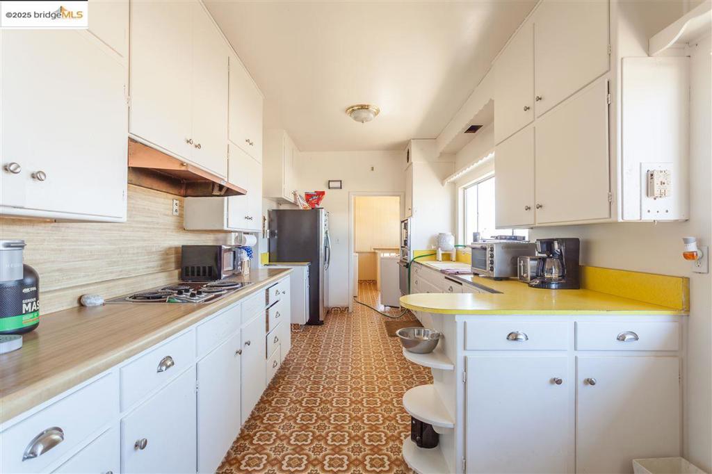 3041 Walnut Blvd Property Photo 14