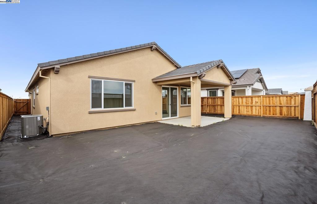 17870 Brightwood Avenue Property Photo 32