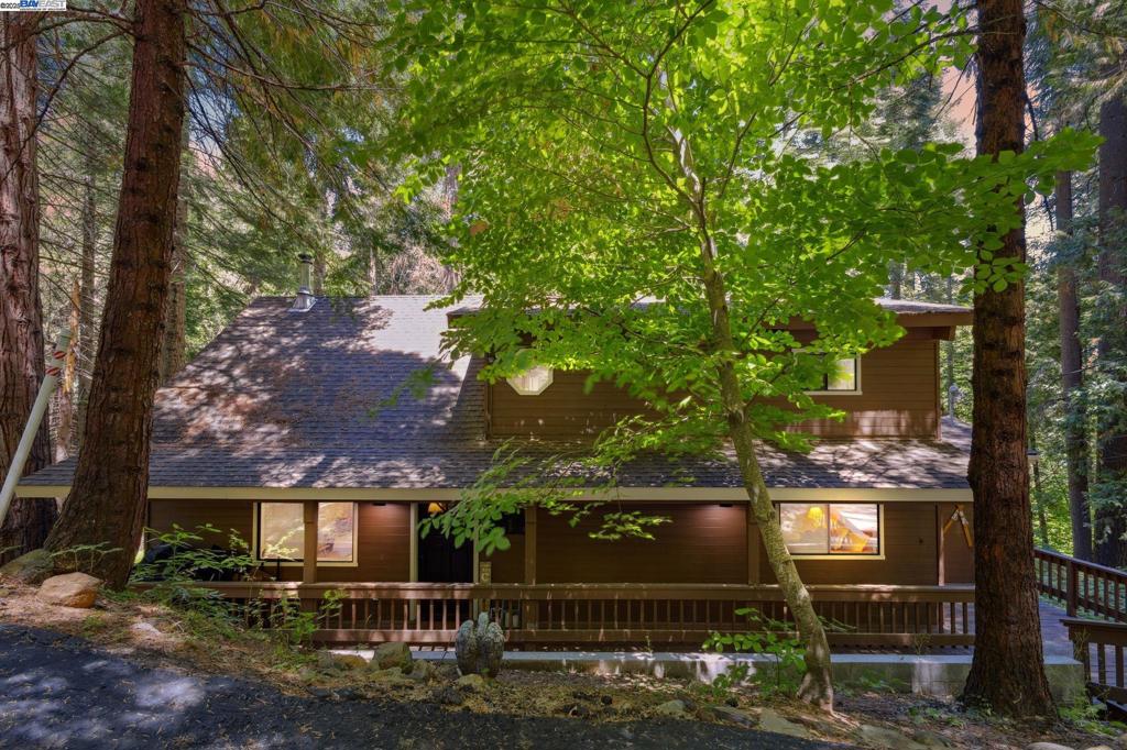 2178 Karock Dr Property Photo 1
