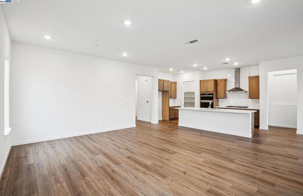 17618 Brightwood Avenue Property Photo 7