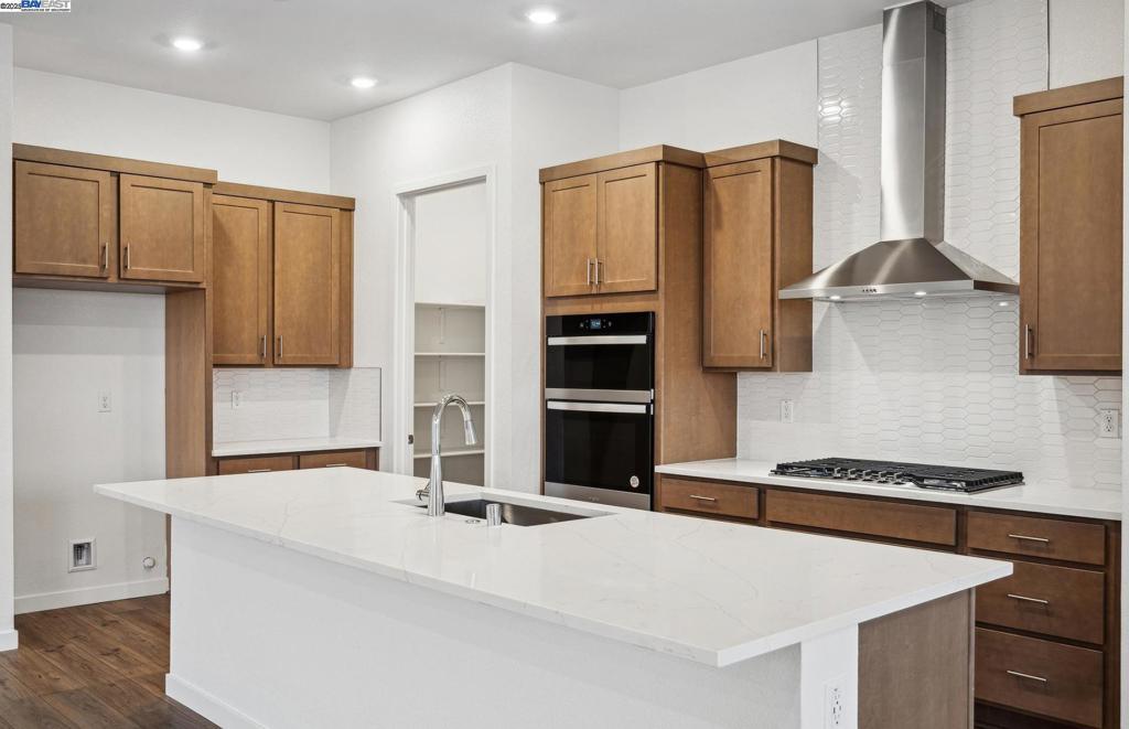 17618 Brightwood Avenue Property Photo 9