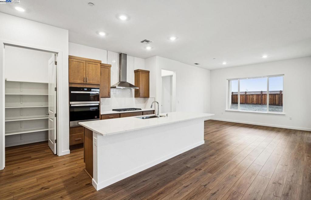 17618 Brightwood Avenue Property Photo 11