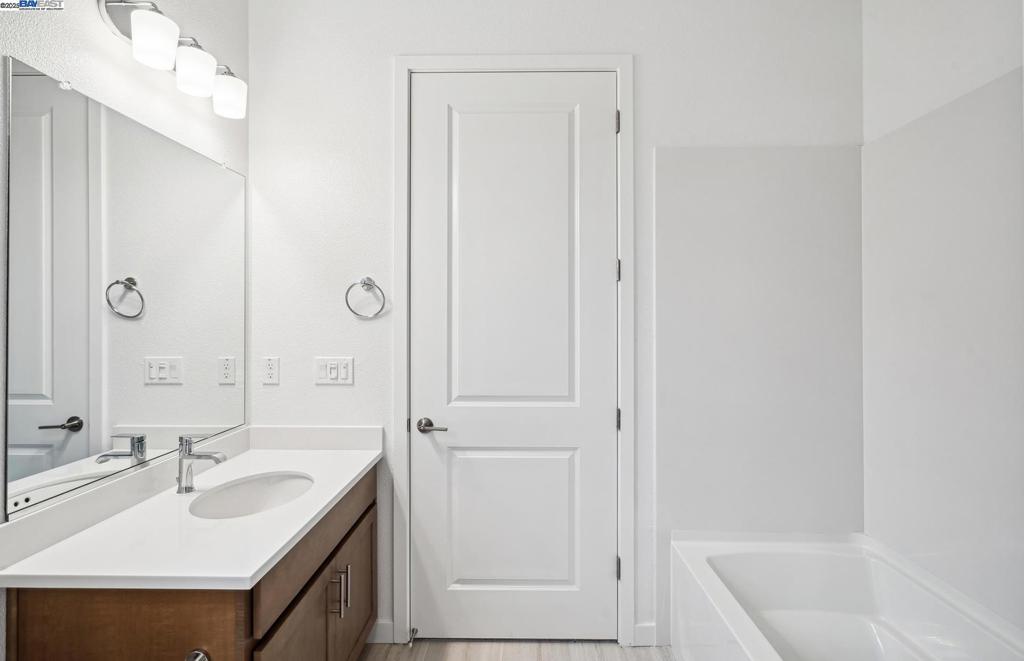 17618 Brightwood Avenue Property Photo 33