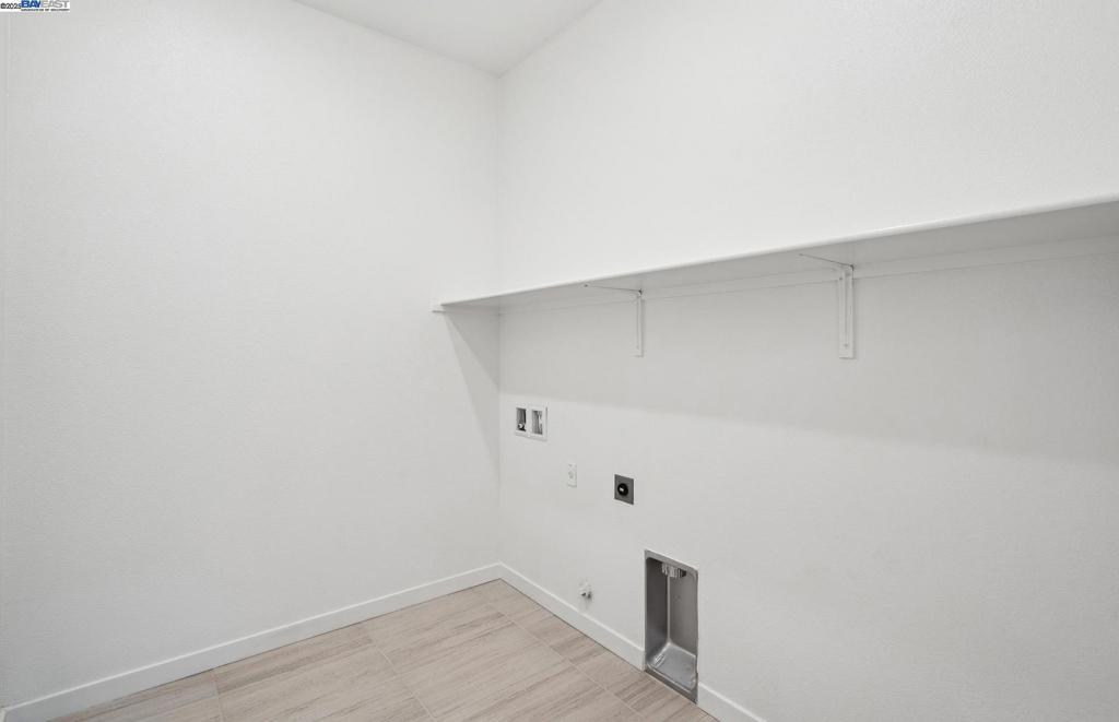 17618 Brightwood Avenue Property Photo 35