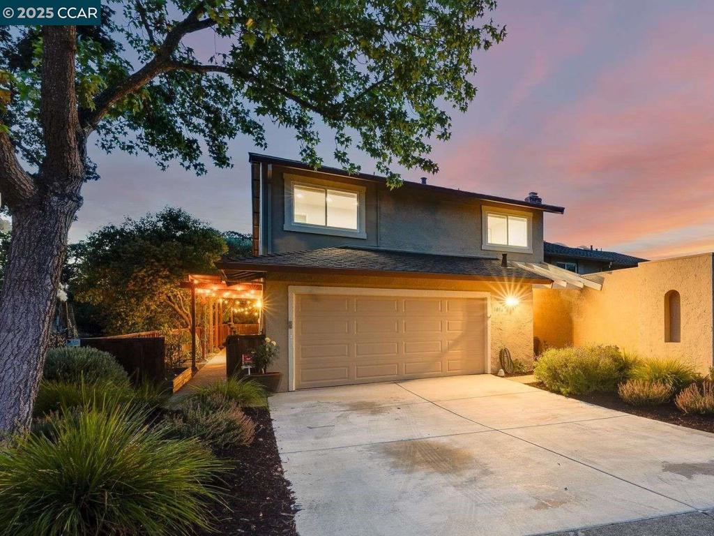 1084 Southdown Court Property Photo 1