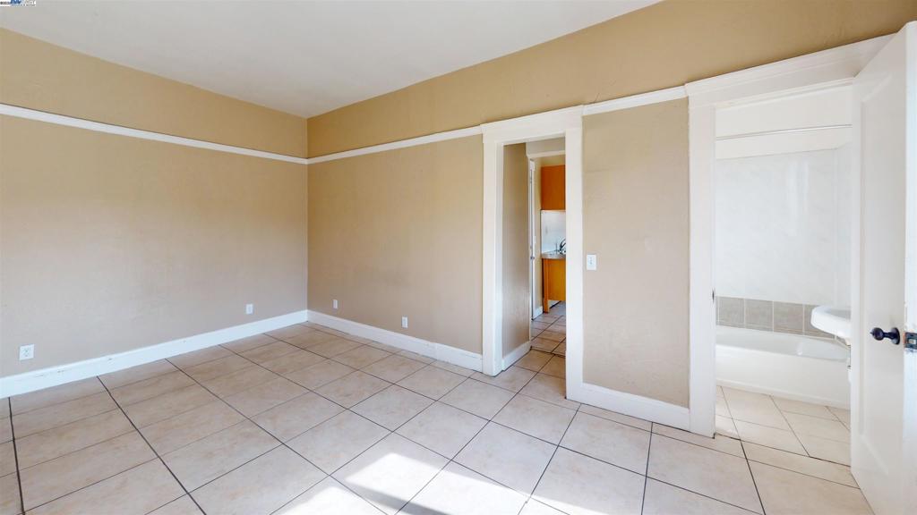 2605 High St Property Photo 6