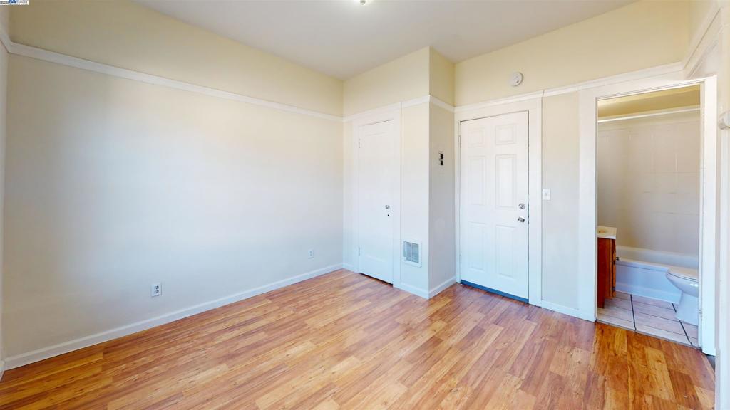 2605 High St Property Photo 10