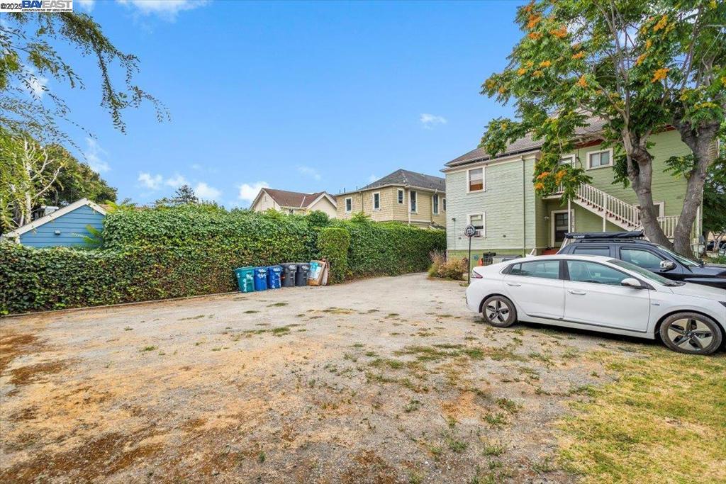 954 Park St Property Photo 11