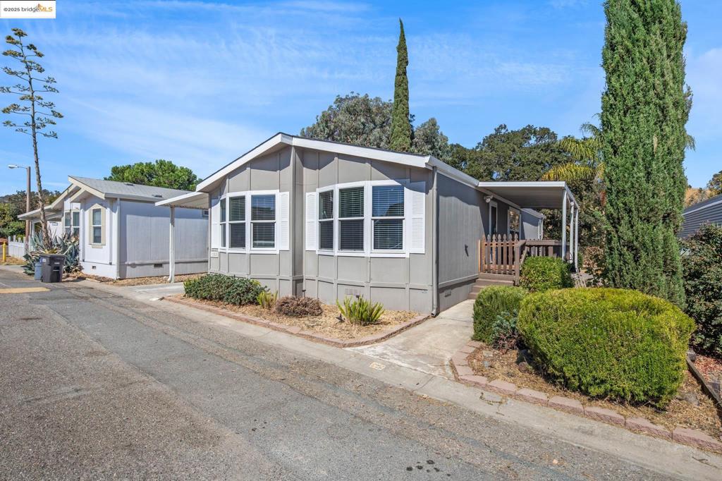 16711 Marsh Creek Rd Property Photo 4
