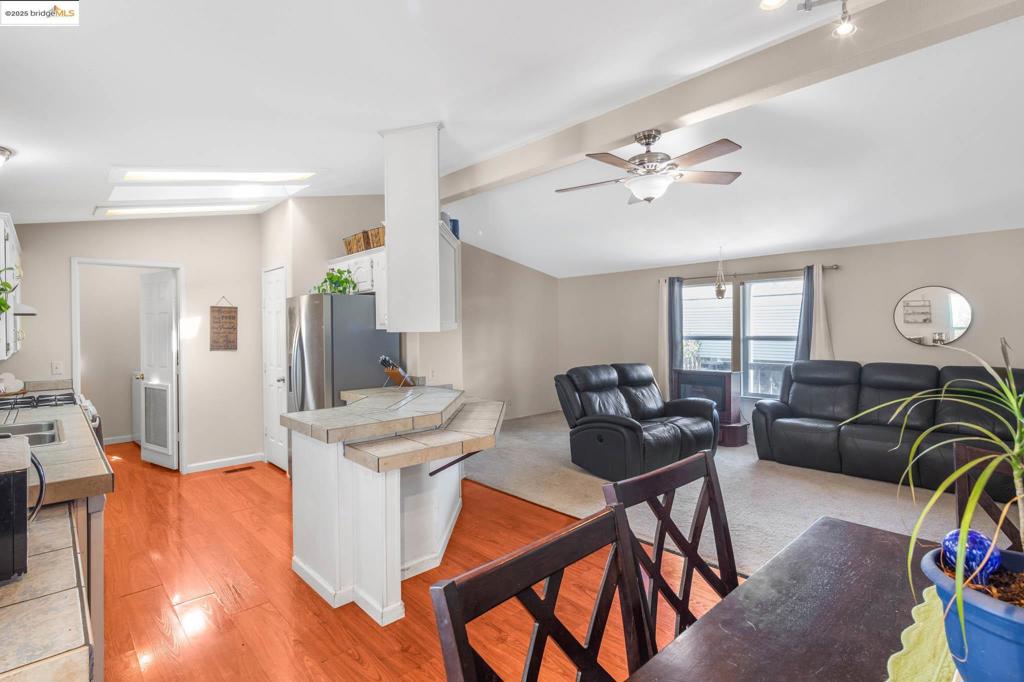 16711 Marsh Creek Rd Property Photo 16