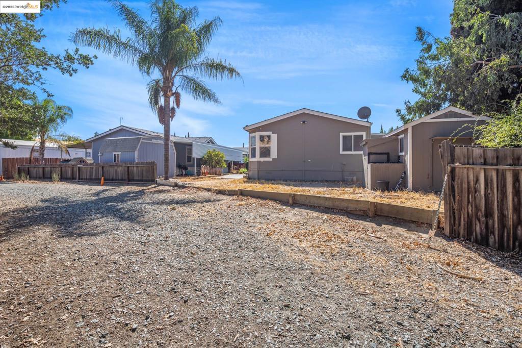 16711 Marsh Creek Rd Property Photo 38