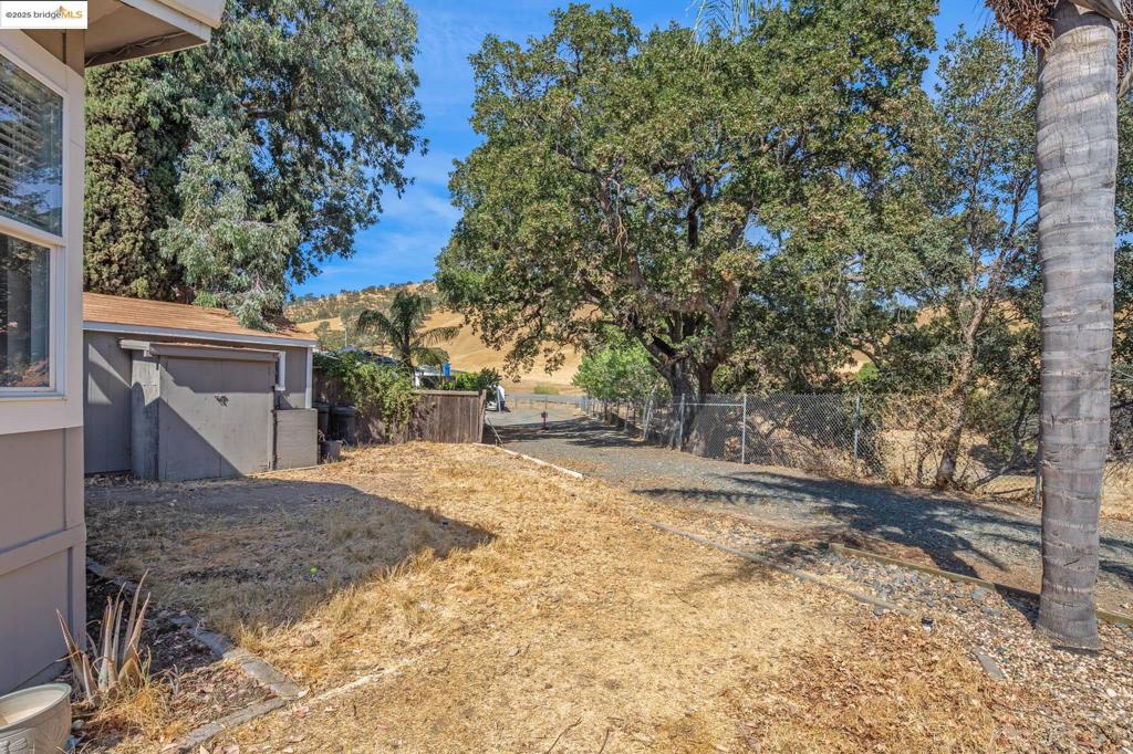 16711 Marsh Creek Rd Property Photo 40